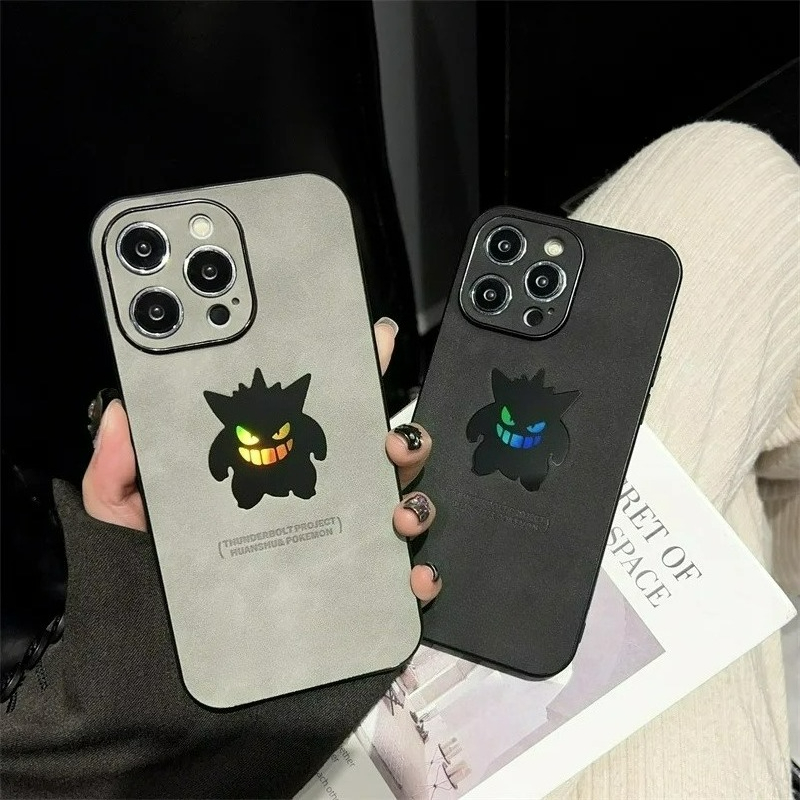 漫画アニメゲンガー革風レーザー加工スマホケース iPhone - Leather X のレビューと価格
