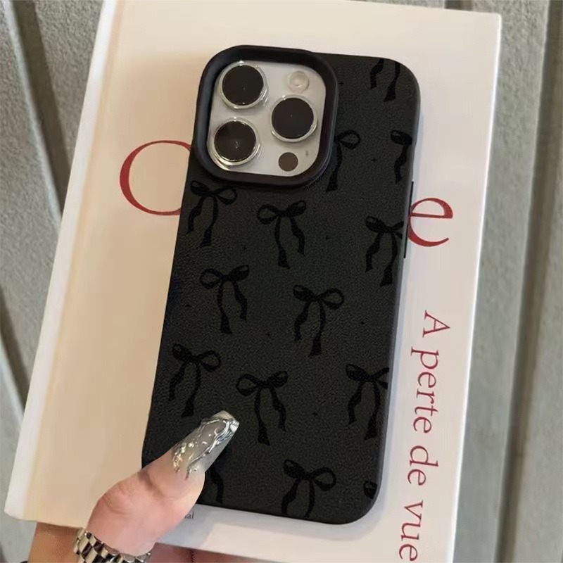 黒の水玉模様リボンとライチ模様のiPhoneケース（iPho - Leather X のレビューと価格