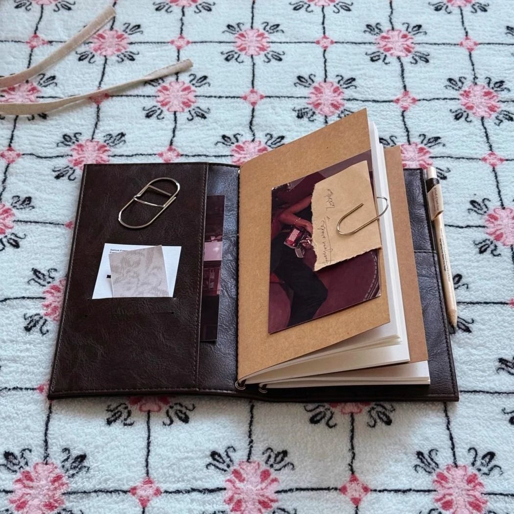 ヴィンテージブラックノートブック PU レザー空白クラフト日 - Leatherwork Books のレビューと価格